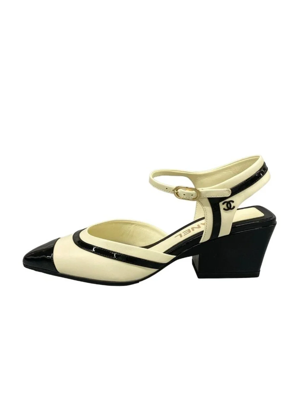 Chanel Pumps 35 C Black White CC Logo T-ton Slingback Ivory Heel